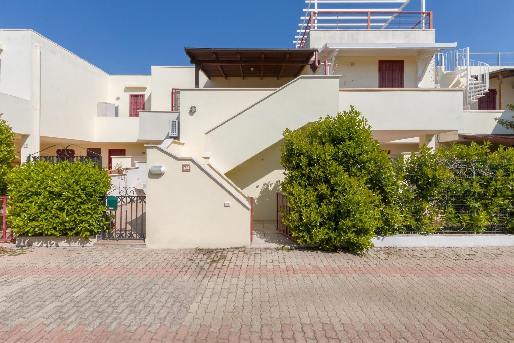 Appartamento Oasi By Barbarhouse Torre Pali Exterior foto